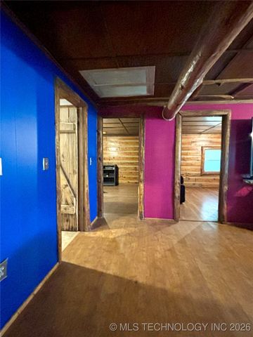 21170 S 270 Road, Morris, OK 74445