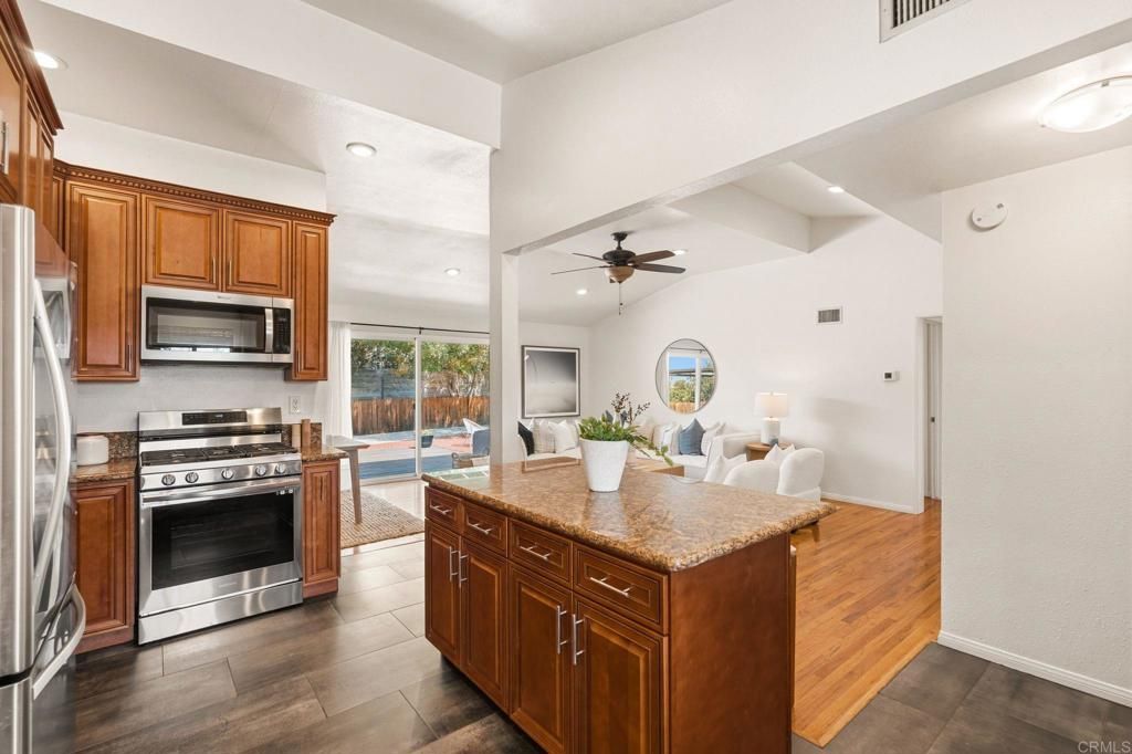 Image 9 of property listing at 5386 Penny Place, San Diego, CA 92115
