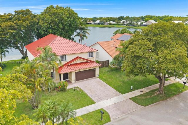 9314 SW 212th Terrace, Cutler Bay, FL 33189