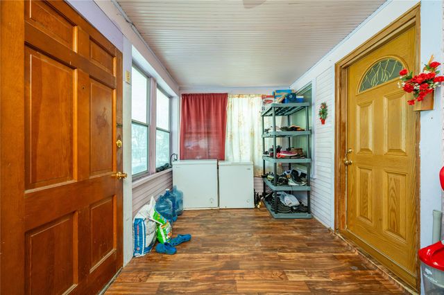 2718 Allison Avenue, Des Moines, IA 50310