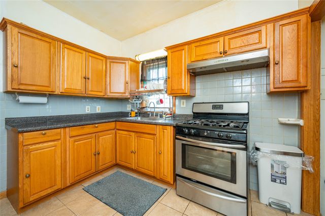 2718 Allison Avenue, Des Moines, IA 50310