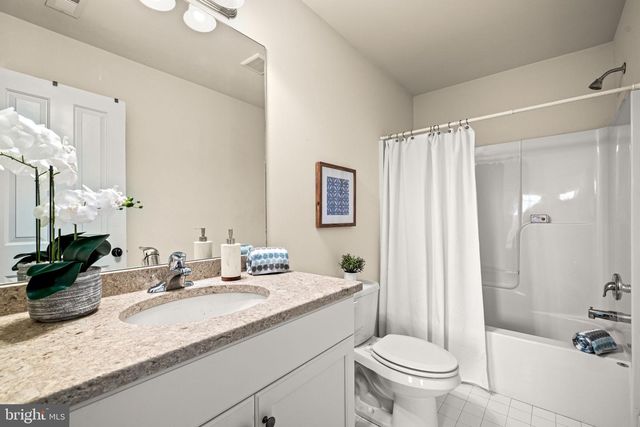 639 W MULBERRY ST, Kennett Square, PA 19348