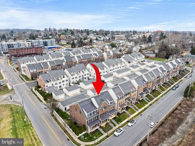 639 W MULBERRY ST, Kennett Square, PA 19348