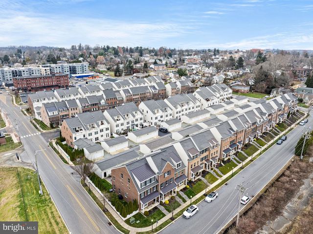 639 W MULBERRY ST, Kennett Square, PA 19348