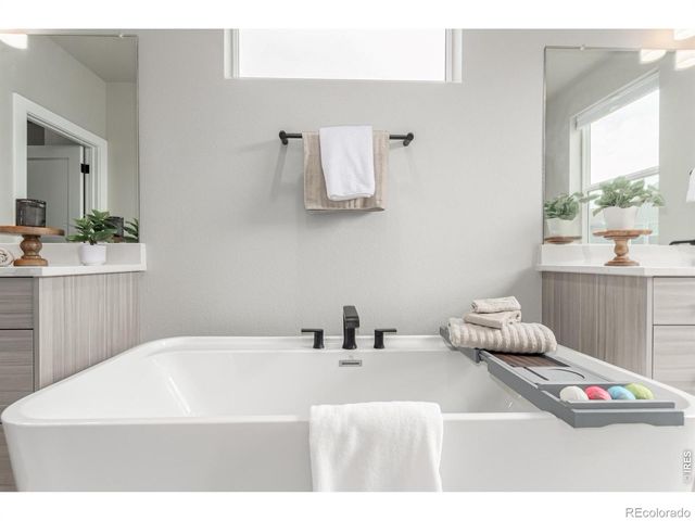 2742 E 103rd Avenue, Thornton, CO 80229