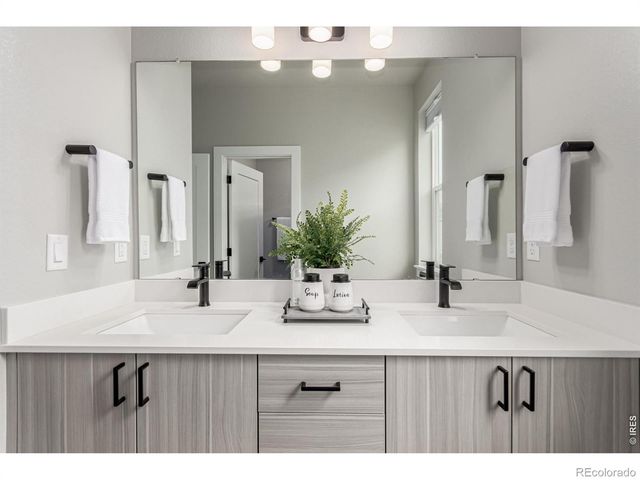 2742 E 103rd Avenue, Thornton, CO 80229