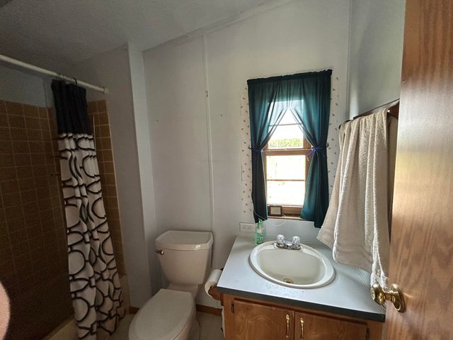 4249 W 80th Street, Fremont, MI 49412