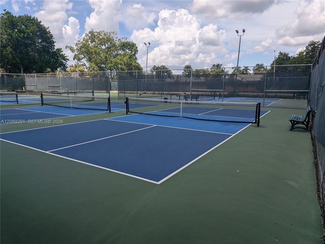 9471 Evergreen Place 106, Davie, FL 33324