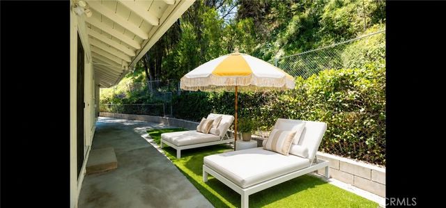 4775 Regalo Road, Woodland Hills, CA 91364