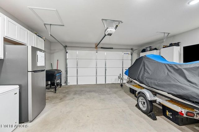 469 Ferry Bend Tr, Crossville, TN 38571