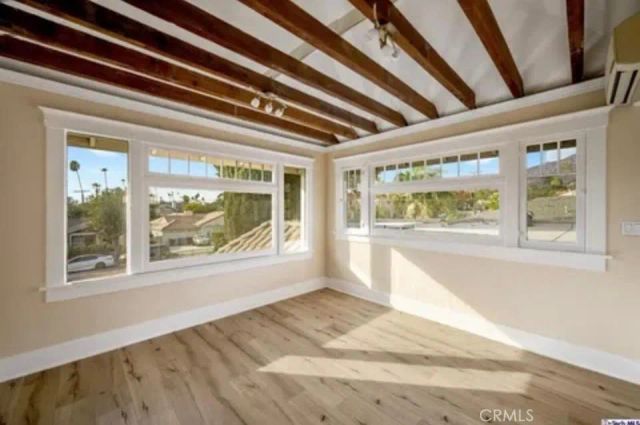 1310 N Pacific Avenue, Glendale, CA 91202