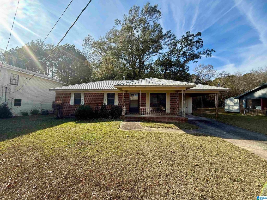 1629 16TH AVENUE NW, Childersburg, AL 35044