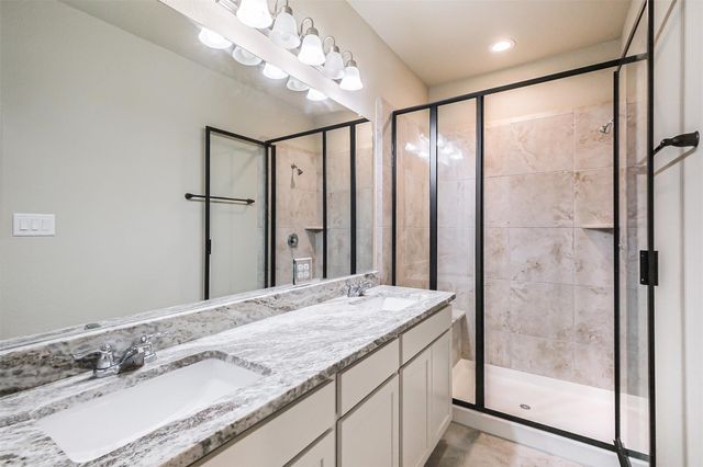 11005 Crescent Light Way, Houston, TX 77043