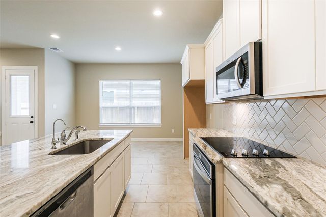 11005 Crescent Light Way, Houston, TX 77043