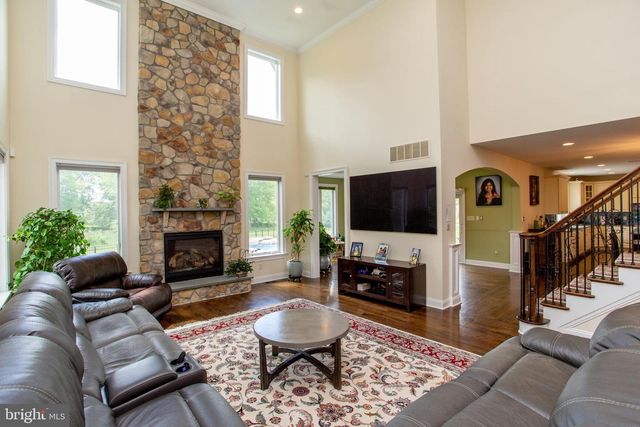 4 REN WAY, Doylestown, PA 18901