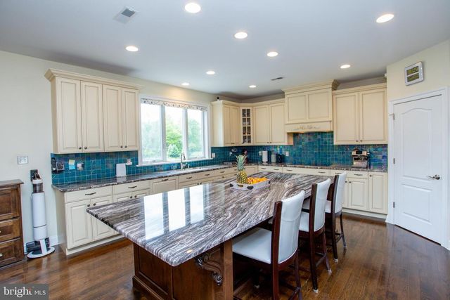 4 REN WAY, Doylestown, PA 18901