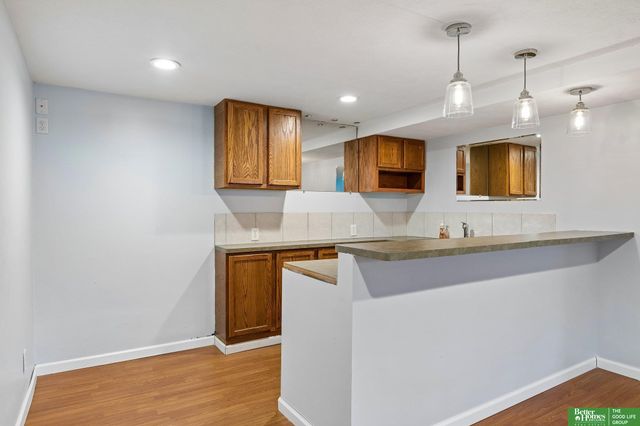 8614 Pinkney Street, Omaha, NE 68134