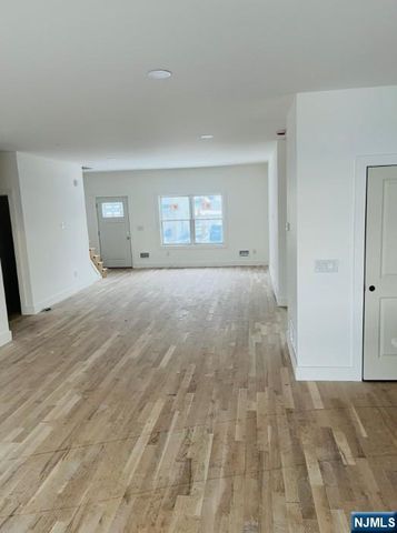 180 Philip Avenue, Elmwood Park, NJ 07407