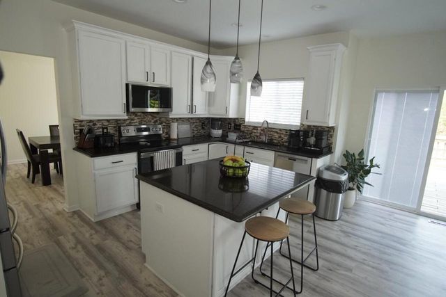 8409 S Palomino DRIVE, Oak Creek, WI 53154