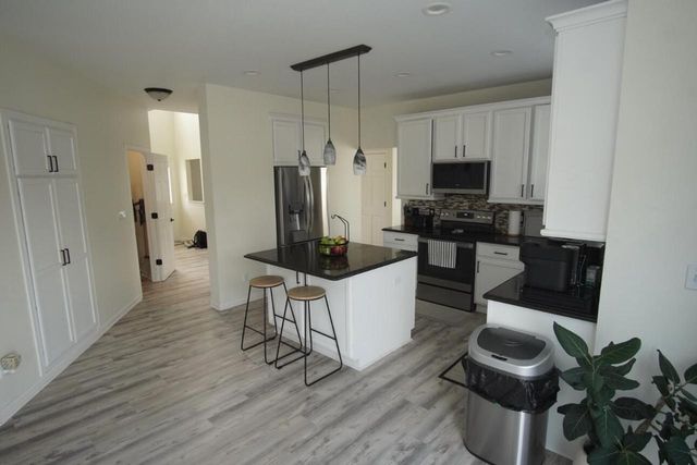 8409 S Palomino DRIVE, Oak Creek, WI 53154