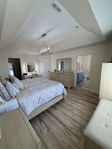 8409 S Palomino DRIVE, Oak Creek, WI 53154