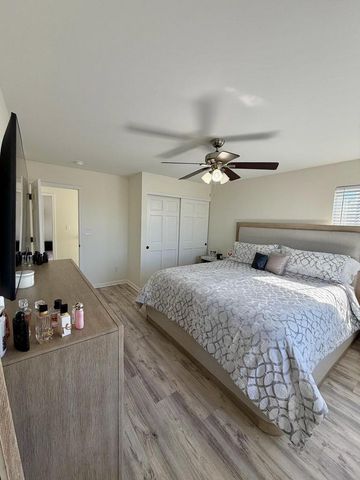 8409 S Palomino DRIVE, Oak Creek, WI 53154