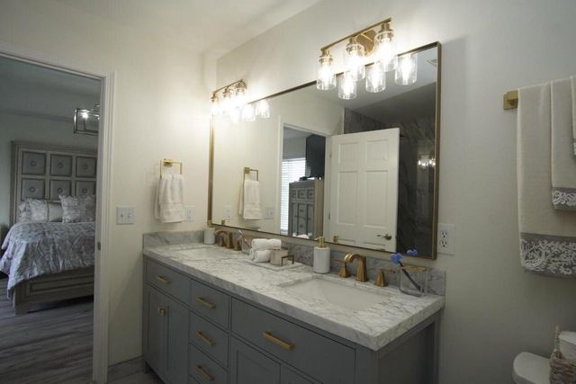 8409 S Palomino DRIVE, Oak Creek, WI 53154