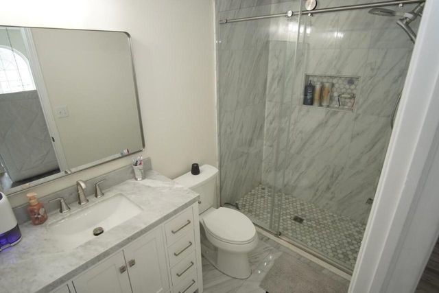 8409 S Palomino DRIVE, Oak Creek, WI 53154