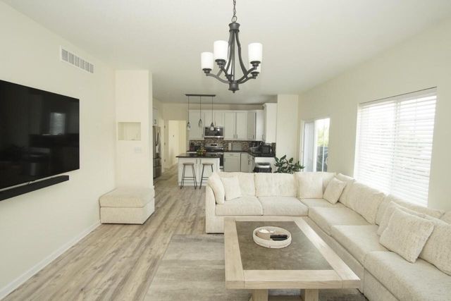 8409 S Palomino DRIVE, Oak Creek, WI 53154