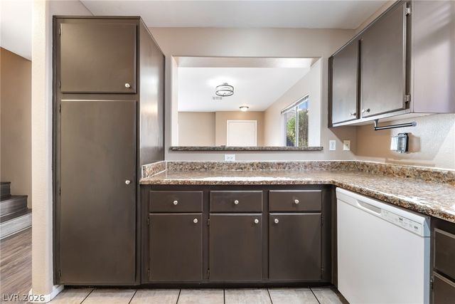 71 Belle Maison Avenue, Las Vegas, NV 89123
