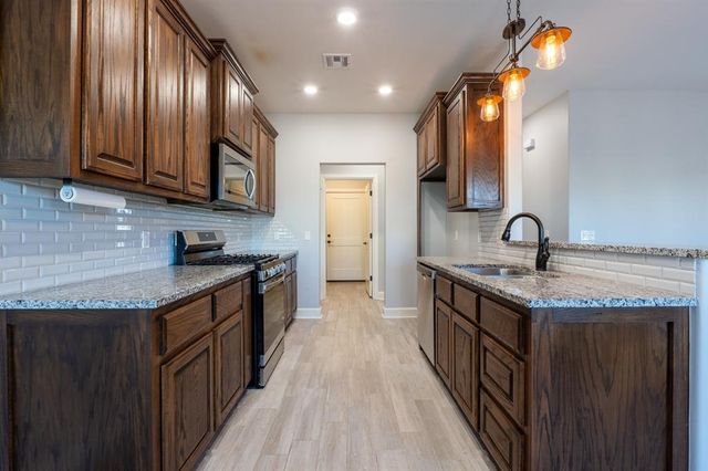 2227 Whispering Pine Boulevard, Shawnee, OK 74804