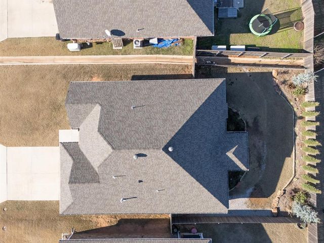 2227 Whispering Pine Boulevard, Shawnee, OK 74804