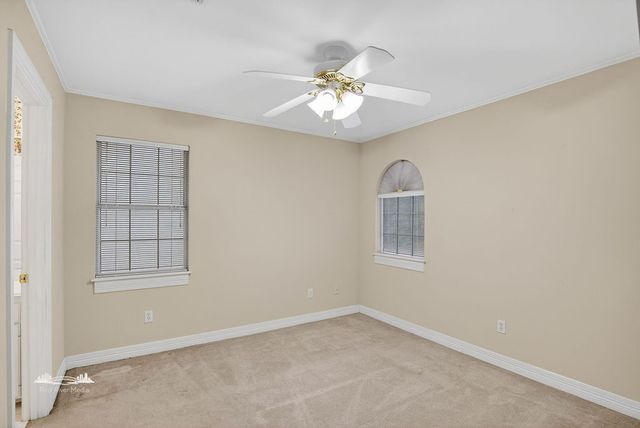 5735 S Lakeshore Drive, Shreveport, LA 71119