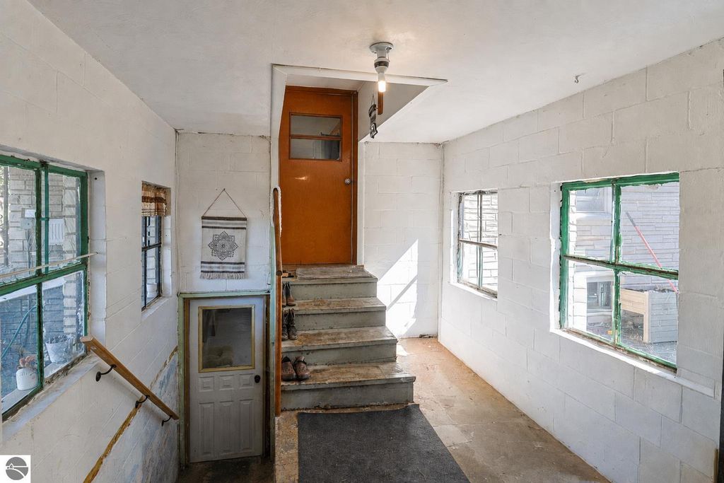 Image 16 of property listing at 3121 S Shepherd Road, Mt Pleasant, MI 48858