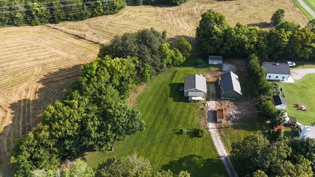 6845 Bizzell Howell Ln, College Grove, TN 37046