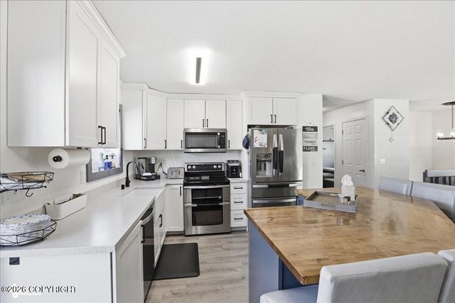 3731 Gary Cooper Circle, Anchorage, AK 99507