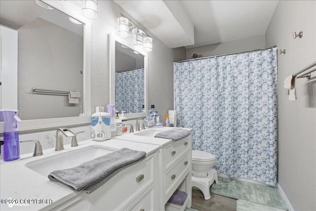 3731 Gary Cooper Circle, Anchorage, AK 99507