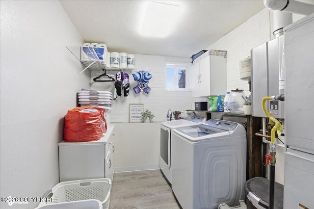 3731 Gary Cooper Circle, Anchorage, AK 99507