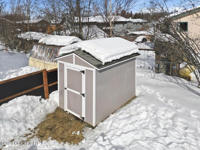 3731 Gary Cooper Circle, Anchorage, AK 99507