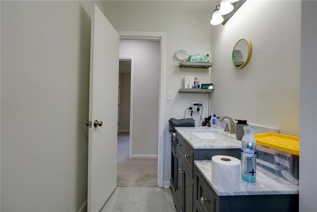 2608 SE 4th Street, Blue Springs, MO 64014