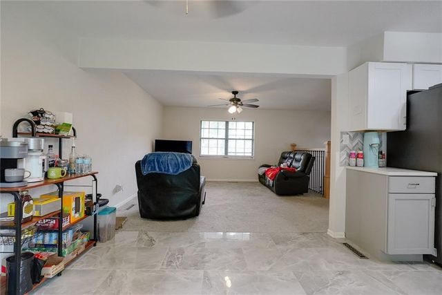 2608 SE 4th Street, Blue Springs, MO 64014