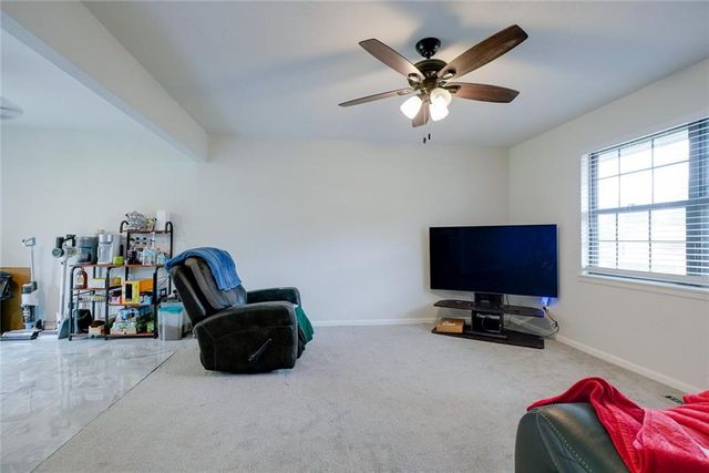 2608 SE 4th Street, Blue Springs, MO 64014