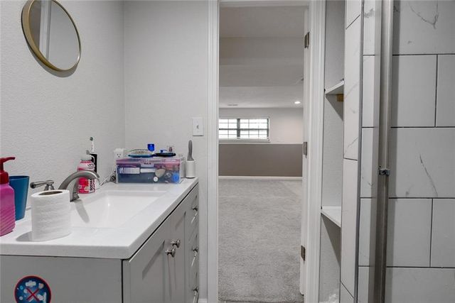2608 SE 4th Street, Blue Springs, MO 64014