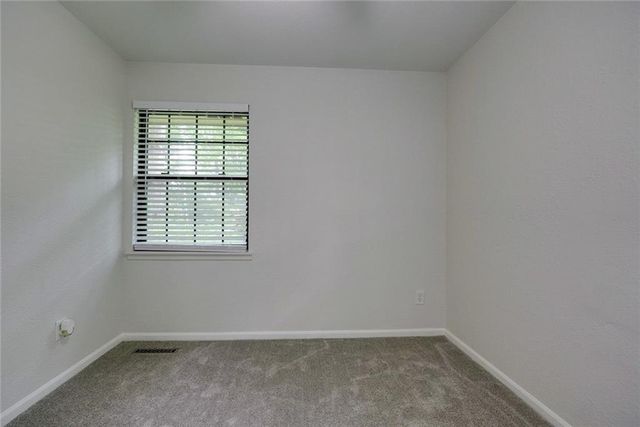 2608 SE 4th Street, Blue Springs, MO 64014