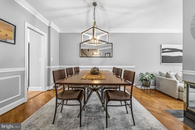 2914 OAKTON CREST PL, Vienna, VA 22181