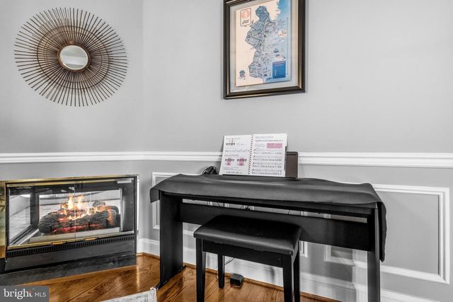 2914 OAKTON CREST PL, Vienna, VA 22181