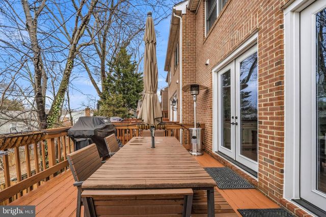 2914 OAKTON CREST PL, Vienna, VA 22181