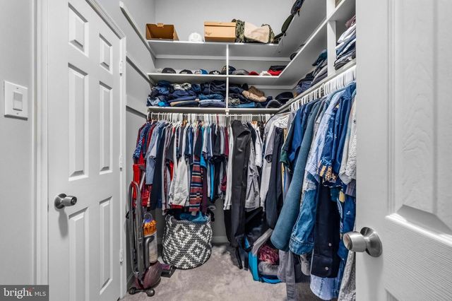 2914 OAKTON CREST PL, Vienna, VA 22181