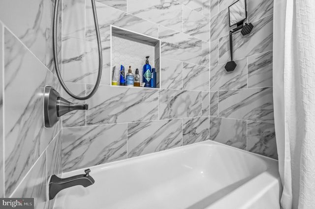 2914 OAKTON CREST PL, Vienna, VA 22181