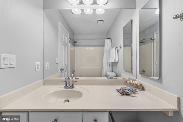 2914 OAKTON CREST PL, Vienna, VA 22181